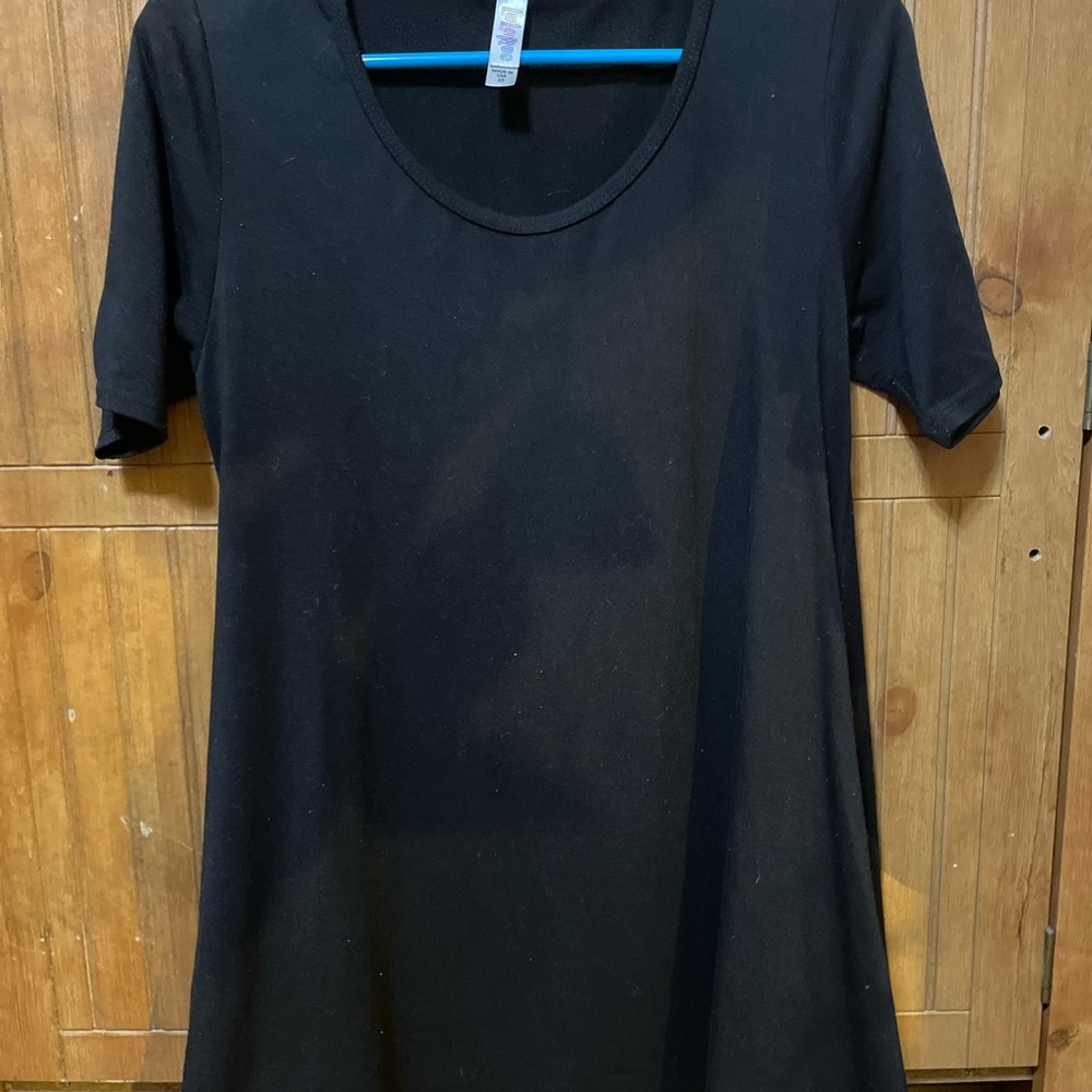 LuLaRoe Black Short Sleeve Top